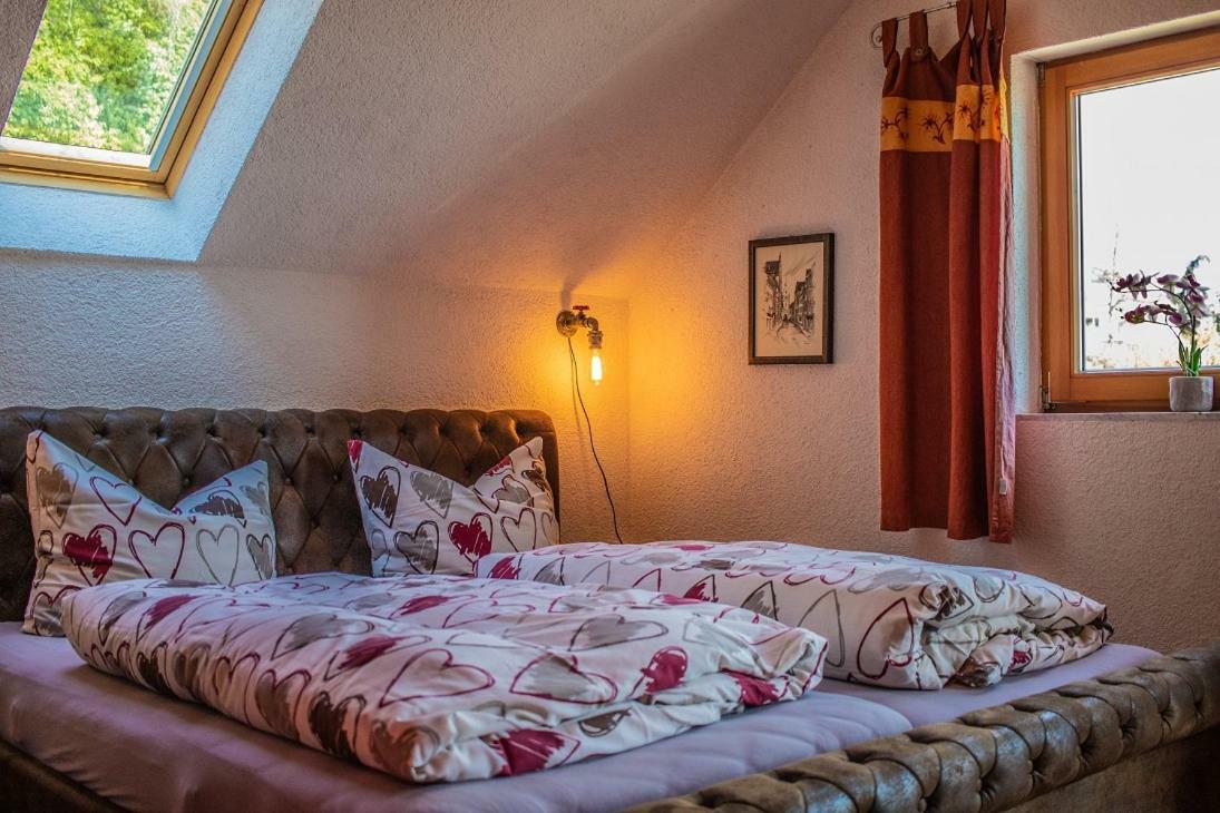 Gæstehus Gaestehaus Zum Felsen *